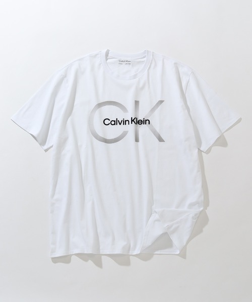 Calvin Klein（カルバン・クライン）の「【Calvin Klein/カルバンクライン】ロゴプリント ショートスリーブTシャツ（Tシャツ/カットソー・メンズ・ホワイト/ブラック・S/XL/L/M）」の2枚目の写真