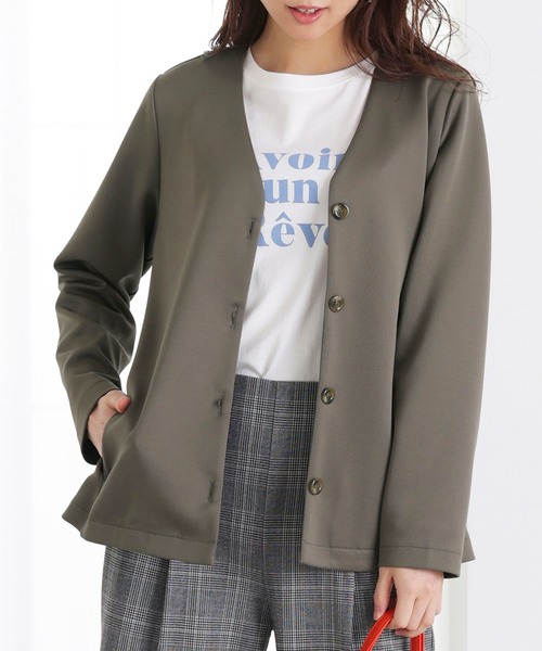 BELLUNA PLUS(ベルーナ)の「ロングベスト付ジャケットアンサンブル(テーラードジャケット・レディース・ベージュ/モカ・X-LARGE/LARGE/MEDIUM)」の8枚目の写真