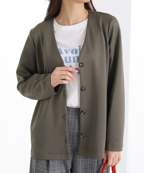 BELLUNA PLUS(ベルーナ)の「ロングベスト付ジャケットアンサンブル(テーラードジャケット・レディース・ベージュ/モカ・X-LARGE/LARGE/MEDIUM)」の9枚目の写真