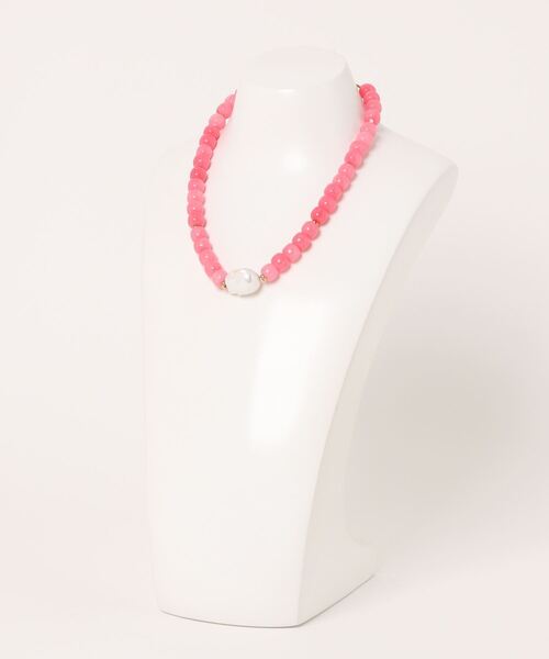 TUWAKRIM（トゥワクリム）の「【TUWAKRIM】ピンクジェイド×バロックパールネックレスs（ネックレス・レディース・ピンク・MEDIUM）」の2枚目の写真