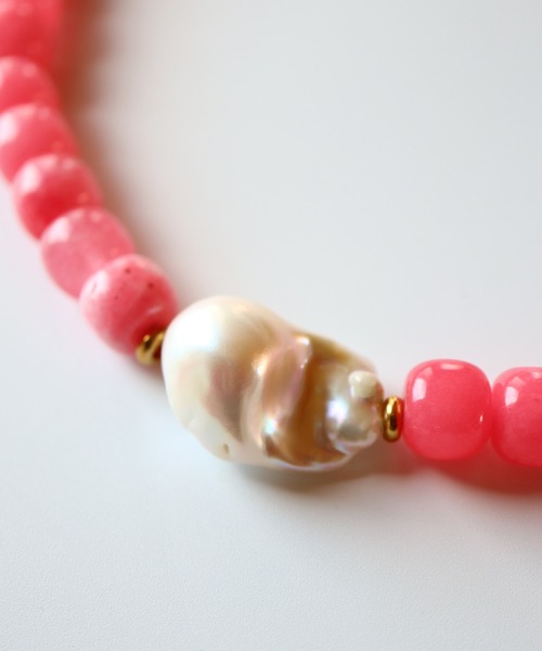 TUWAKRIM（トゥワクリム）の「【TUWAKRIM】ピンクジェイド×バロックパールネックレスs（ネックレス・レディース・ピンク・MEDIUM）」の7枚目の写真