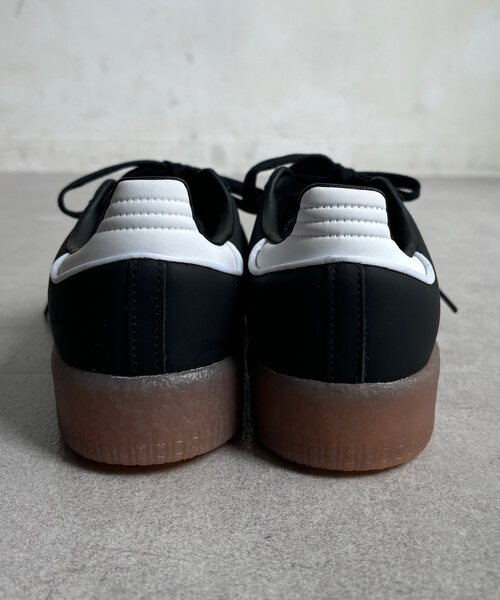 DouDou(ドゥドゥ)の「【adidas/アディダス】SAMBAE W(スニーカー・レディース・ブラック・23.5cm/24cm/24.5cm)」の5枚目の写真