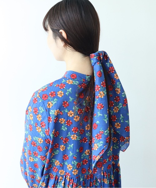 bulle de savon（ビュルデサボン）の「パンジープリント スカーフ（ストール/ショール・レディース・ブルー/ブラック・FREE）」の5枚目の写真