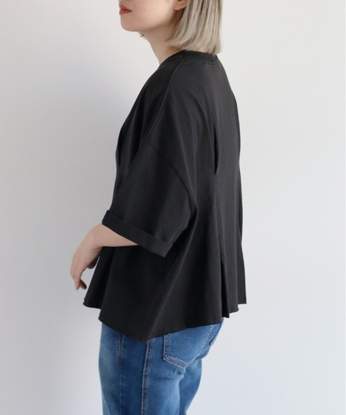 cepo(セポ)の「フロントタックショートスリーブTee(Tシャツ/カットソー・レディース・ベージュ/オフホワイト/ブラック・M)」の12枚目の写真
