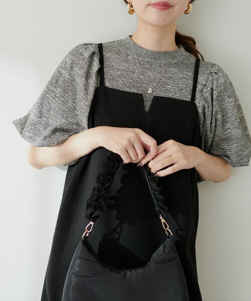 natural couture(ナチュラルクチュール)の「バルーンスリーブメランジニット(ニット/セーター・レディース・オフホワイト/ブラック/ピンク・FREE)」の20枚目の写真