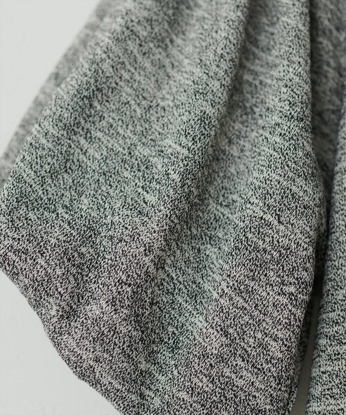 natural couture(ナチュラルクチュール)の「バルーンスリーブメランジニット(ニット/セーター・レディース・オフホワイト/ブラック/ピンク・FREE)」の9枚目の写真