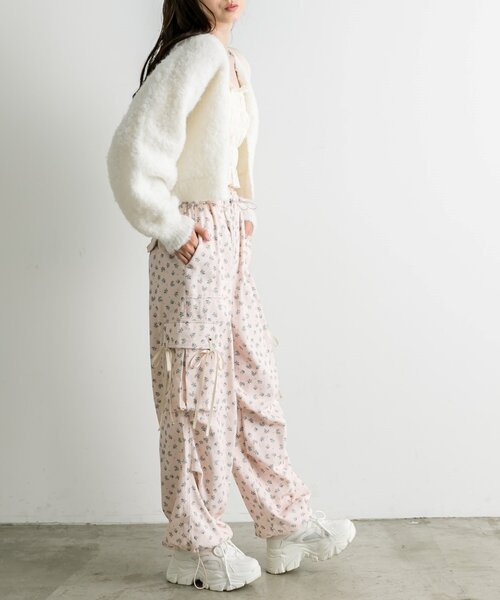 OLIVE des OLIVE（オリーブデオリーブ）の「ブークレ起毛ショートカーデ（カーディガン/ボレロ・レディース・アイボリー/サックスブルー/チャコールグレー/ピンク・FREE）」の7枚目の写真