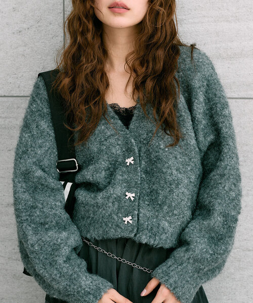 OLIVE des OLIVE（オリーブデオリーブ）の「ブークレ起毛ショートカーデ（カーディガン/ボレロ・レディース・アイボリー/サックスブルー/チャコールグレー/ピンク・FREE）」の11枚目の写真