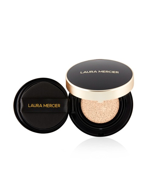 LAURA MERCIER（ローラメルシエ）の「フローレス ルミエール ラディアンス パーフェクティング クッション レフィル ウィズ ケース（ファンデーション・レディース・1N0 FLAX 明るめのオークル/1W1 IVORY 明るめのベージュオークル/2N1 CASHEW 中間的な明るさのオークル/2W1 MACADAMIA中間的なベージュオークル/1C1 SHELL 明るめのピンクオークル/1N1 CREME やや明るめのオークル・FREE）」の3枚目の写真