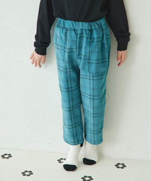 pairmanon(ペアマノン)の「コーデュロイ リラックス パンツ(カーゴパンツ・キッズ・ベージュ/ブルー系その他/アイボリー/ブラック/イエロー系その他/カーキ/テラコッタ/ブラウン・100/110/120/130/140/150/90)」の7枚目の写真