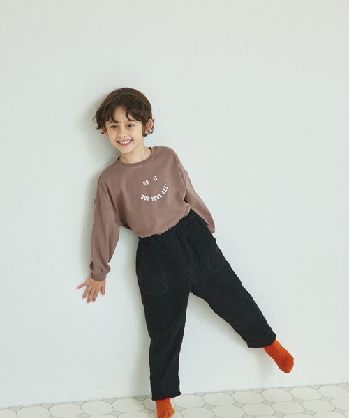 pairmanon(ペアマノン)の「コーデュロイ リラックス パンツ(カーゴパンツ・キッズ・ベージュ/ブルー系その他/アイボリー/ブラック/イエロー系その他/カーキ/テラコッタ/ブラウン・100/110/120/130/140/150/90)」の12枚目の写真