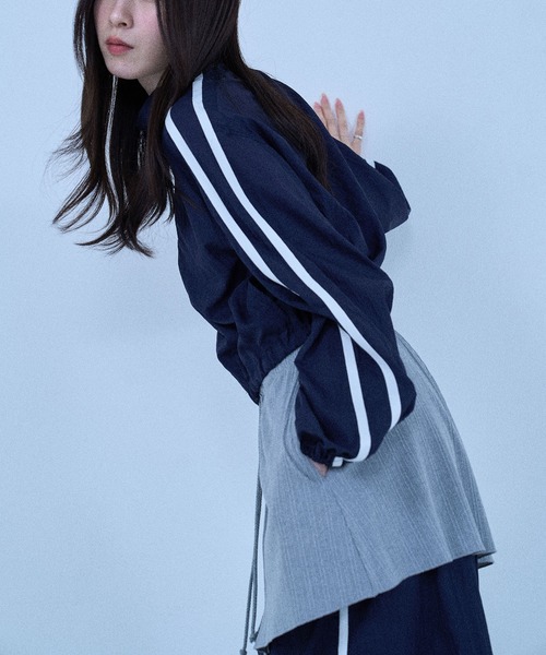 Nora Lily(ノラリリー)の「【Nora Lily】「elle」Short length Sheer Track Jacket(ジャージ・レディース・ライトグレー/ピンク・FREE)」の18枚目の写真