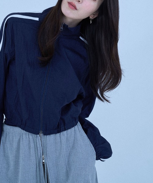 Nora Lily(ノラリリー)の「【Nora Lily】「elle」Short length Sheer Track Jacket(ジャージ・レディース・ライトグレー/ピンク・FREE)」の14枚目の写真