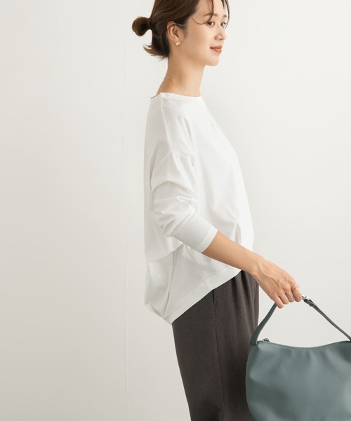 URBAN RESEARCH DOORS（アーバンリサーチドアーズ）の「コットンバックタック長袖プルオーバー（Tシャツ/カットソー・レディース・オフホワイト/ブルー/ブラック/ベージュ系その他・MEDIUM）」の12枚目の写真