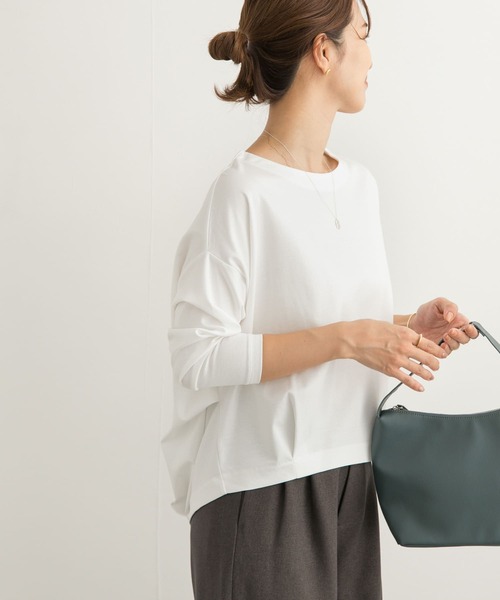 URBAN RESEARCH DOORS（アーバンリサーチドアーズ）の「コットンバックタック長袖プルオーバー（Tシャツ/カットソー・レディース・オフホワイト/ブルー/ブラック/ベージュ系その他・MEDIUM）」の15枚目の写真