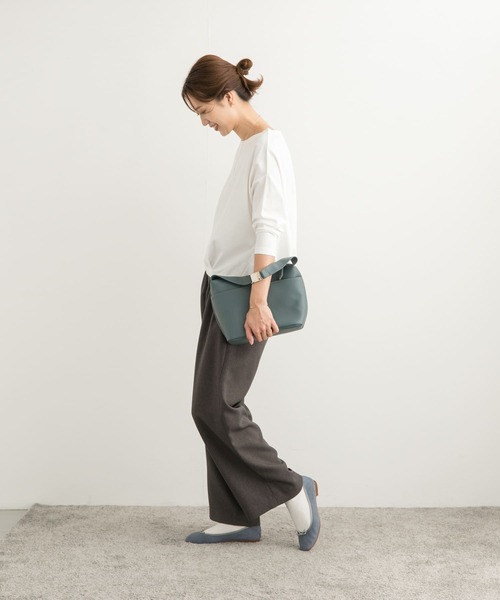 URBAN RESEARCH DOORS（アーバンリサーチドアーズ）の「コットンバックタック長袖プルオーバー（Tシャツ/カットソー・レディース・オフホワイト/ブルー/ブラック/ベージュ系その他・MEDIUM）」の17枚目の写真