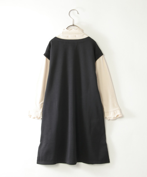 ikka（イッカ）の「キーネックジャンスカドッキングワンピース（120~160cm）（ジャンパースカート・キッズ・ブラック/オリーブ・120/130/140/150/160）」の4枚目の写真