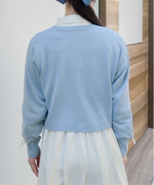 axes femme(アクシーズファム)の「クロス刺繍ショートニットカーディガン(カーディガン/ボレロ・レディース・キナリ/サックスブルー/ブラック・FREE)」の6枚目の写真