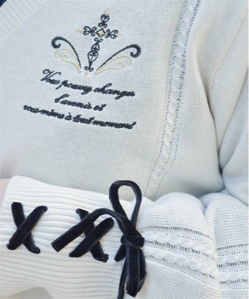 axes femme(アクシーズファム)の「クロス刺繍ショートニットカーディガン(カーディガン/ボレロ・レディース・キナリ/サックスブルー/ブラック・FREE)」の11枚目の写真