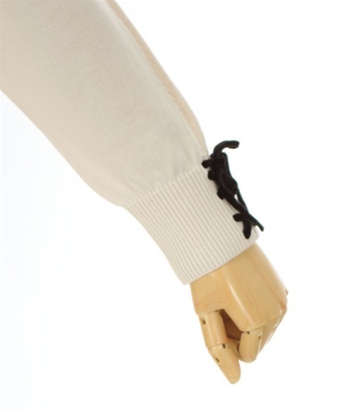 axes femme(アクシーズファム)の「クロス刺繍ショートニットカーディガン(カーディガン/ボレロ・レディース・キナリ/サックスブルー/ブラック・FREE)」の19枚目の写真