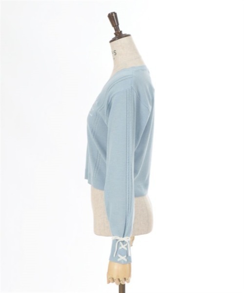 axes femme(アクシーズファム)の「クロス刺繍ショートニットカーディガン(カーディガン/ボレロ・レディース・キナリ/サックスブルー/ブラック・FREE)」の22枚目の写真