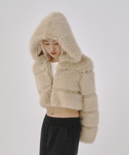 GAB GAB（ガブガブ）の「ショートファーアウター（その他アウター・レディース・ブラック/アイボリー・FREE）」の5枚目の写真