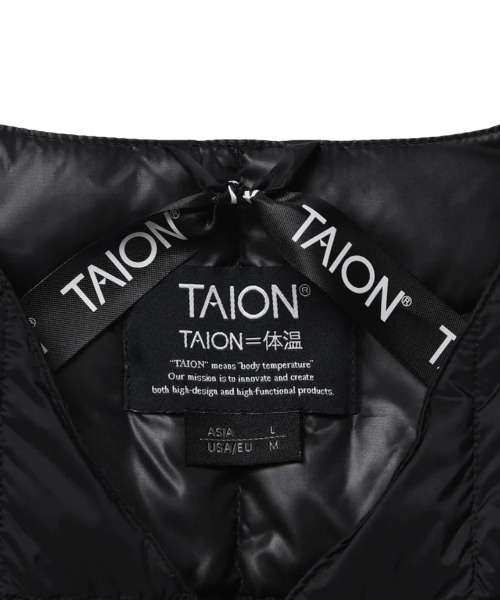 TAION（タイオン）の「【TAION / タイオン】WOMEN　ベーシック　クルーネックボタン　インナーダウンジャケット [TAION-104]（ダウンジャケット/コート・レディース・ダークオリーブ/ブラック/オフホワイト/サンドベージュ/ネイビー・M/L/XL）」の13枚目の写真
