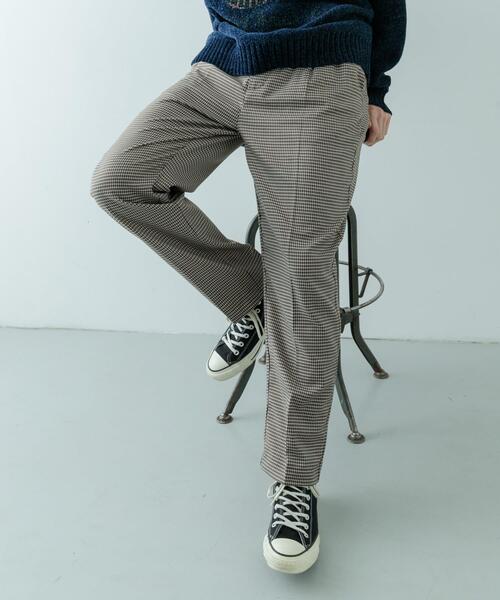 ITEMS URBANRESEARCH（アイテムズ アーバンリサーチ）の「ガンクラブチェック テーパードパンツ（その他パンツ・メンズ・ブラック/ベージュ/ブラウン・MEDIUM/LARGE）」の15枚目の写真