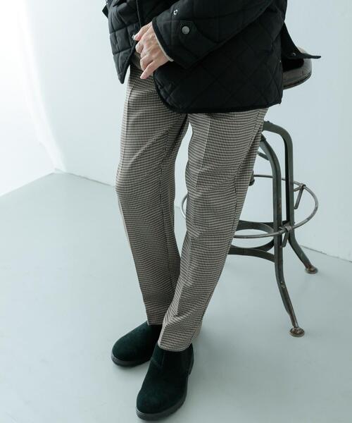 ITEMS URBANRESEARCH（アイテムズ アーバンリサーチ）の「ガンクラブチェック テーパードパンツ（その他パンツ・メンズ・ブラック/ベージュ/ブラウン・MEDIUM/LARGE）」の18枚目の写真