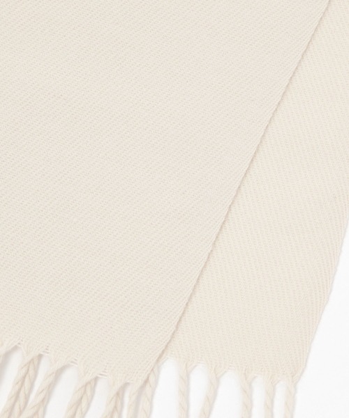 LAKOLE（ラコレ）の「カラバリ無地マフラー / 131444（マフラー・レディース・グリーン/ブルー/ライトグレー/イエロー/ブラウン/ピンク/ブラック/オフホワイト・FREE）」の9枚目の写真