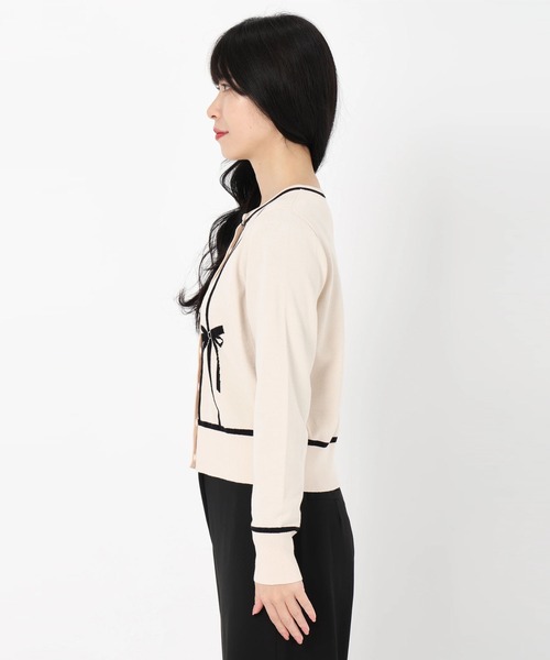 UNIVERVAL MUSE（ユニバーバル ミューズ）の「リボンインターシャニットカーディガン（ニット/セーター・レディース・ピンクベージュ/MD.GRY/ネイビー/オフホワイト・2）」の8枚目の写真
