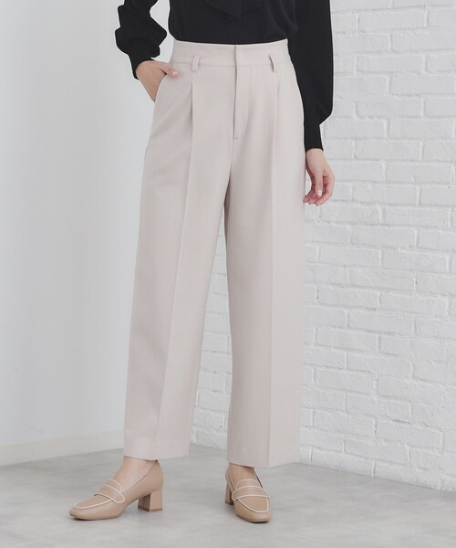 index（インデックス）の「◆《S-LLsize》ストレッチタックワイドパンツ【洗濯機洗い可/吸湿発熱/イージーケア】（その他パンツ・レディース・グレー/ナチュラル/チャコールグレー・38/36/42/40）」の4枚目の写真