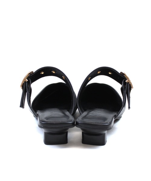 VIVIAN（ヴィヴィアン）の「ポインテッドトゥVカットバックルベルトミュールパンプス（パンプス・レディース・アイボリー/ブラック/シルバー・M/S/LL/L）」の10枚目の写真