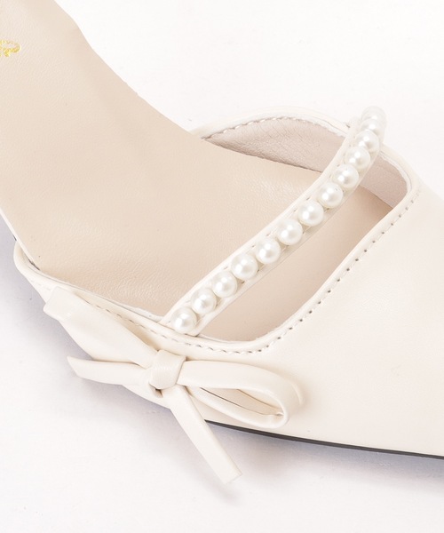 Lace Ladies（レースレディース）の「レザー調 ポインテッド パールライン ストラップ パンプス（パンプス・レディース・アイボリー・22.5cm/23cm/23.5cm/24cm/24.5cm/25cm）」の15枚目の写真