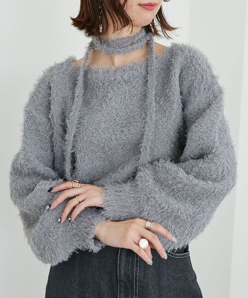 MAJESTIC LEGON(マジェスティックレゴン)の「チョーカー付きプードルニット(ニット/セーター・レディース・ベージュ/グレー/アイボリー/ピンク・MEDIUM)」の3枚目の写真