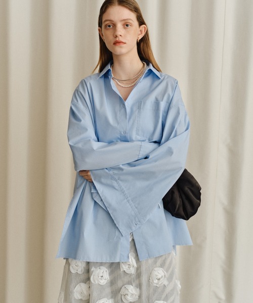 yae（ヤエ）の「Wide sleeve shirts／ワイドスリーブシャツ（シャツ/ブラウス・レディース・ライトブルー/ホワイト・FREE）」の4枚目の写真