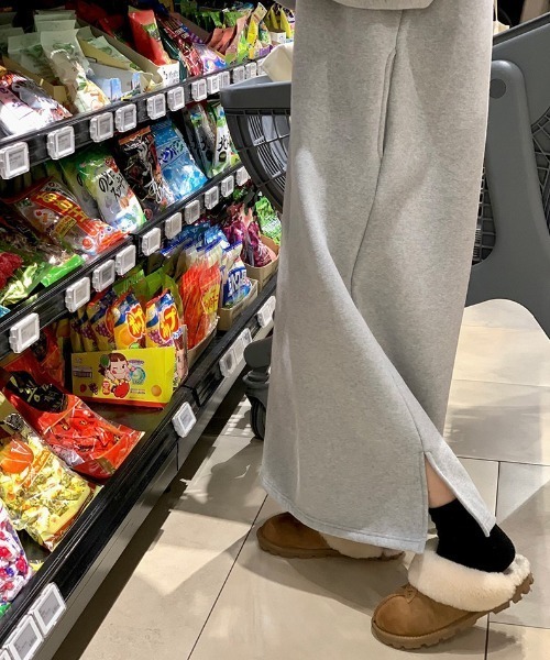 Mela(メラ)の「ハーフジップスウェットワンピース(ワンピース・レディース・ブラック/グレー・FREE)」の17枚目の写真