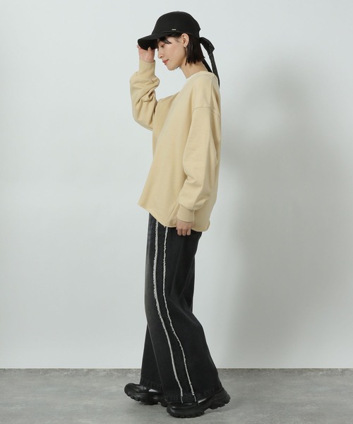 LAKOLE（ラコレ）の「サイドラインフリンジデニム / 290756（デニムパンツ・レディース・ライトブルー/ブラック/ブルー・SMALL/MEDIUM/LARGE）」の20枚目の写真