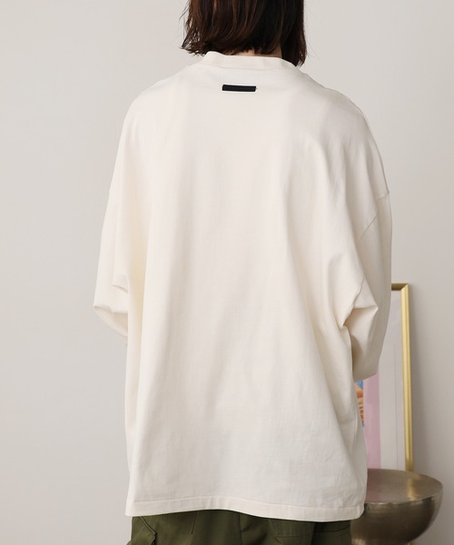 FOG ESSENTIALS(エフオージーエッセンシャルズ)の「FOG ESSENTIALS/エッセンシャルズ 24FW ARCH LOGO LS TEE ロンT 夏服(Tシャツ/カットソー・メンズ・アイボリー/オリーブ/ブラック・L/M/S/XL)」の6枚目の写真