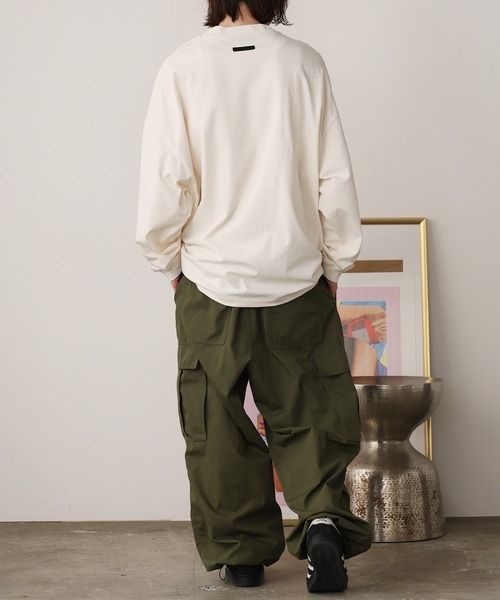 FOG ESSENTIALS(エフオージーエッセンシャルズ)の「FOG ESSENTIALS/エッセンシャルズ 24FW ARCH LOGO LS TEE ロンT 夏服(Tシャツ/カットソー・メンズ・アイボリー/オリーブ/ブラック・L/M/S/XL)」の12枚目の写真
