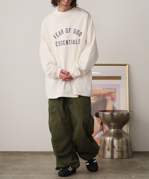 FOG ESSENTIALS(エフオージーエッセンシャルズ)の「FOG ESSENTIALS/エッセンシャルズ 24FW ARCH LOGO LS TEE ロンT 夏服(Tシャツ/カットソー・メンズ・アイボリー/オリーブ/ブラック・L/M/S/XL)」の8枚目の写真