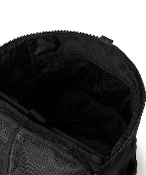 NEW ERA(ニューエラ)の「NEW ERA/ニューエラ バックパック ボックスパック 32L 14521371/14750940(バックパック/リュック・メンズ・ブラック・FREE)」の17枚目の写真