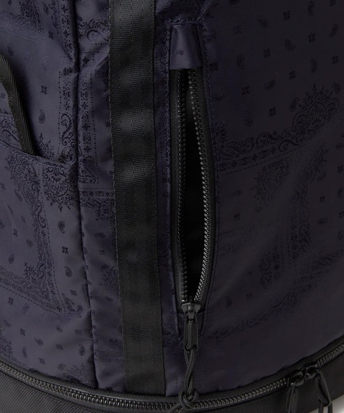 NEW ERA(ニューエラ)の「NEW ERA/ニューエラ バックパック ボックスパック 32L 14521371/14750940(バックパック/リュック・メンズ・ブラック・FREE)」の19枚目の写真