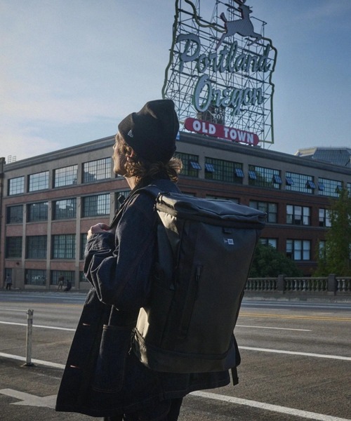 NEW ERA(ニューエラ)の「NEW ERA/ニューエラ バックパック ボックスパック 32L 14521371/14750940(バックパック/リュック・メンズ・ブラック・FREE)」の22枚目の写真