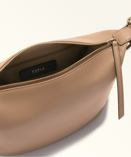 FURLA(フルラ)の「フルラ ヌヴォラ (Furla Nuvola) ホーボーバッグ(ショルダーバッグ・レディース・ライトオリーブ/ホワイト/グレイッシュベージュ・ONE SIZE)」の11枚目の写真