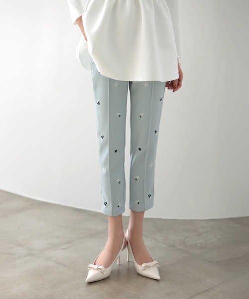 MERAKI（メラキ）の「フラワー刺繍パンツ（その他パンツ・レディース・ホワイト/ピンク/イエロー/ブルー・S/M/L）」の11枚目の写真
