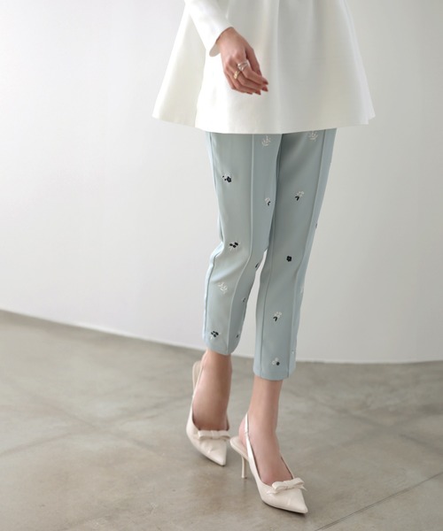 MERAKI（メラキ）の「フラワー刺繍パンツ（その他パンツ・レディース・ホワイト/ピンク/イエロー/ブルー・S/M/L）」の16枚目の写真