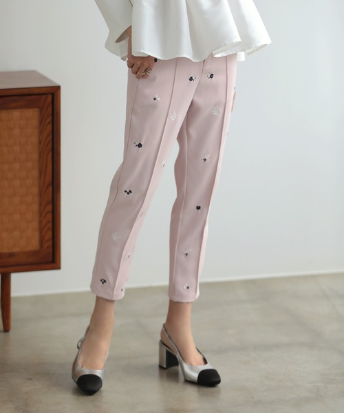 MERAKI（メラキ）の「フラワー刺繍パンツ（その他パンツ・レディース・ホワイト/ピンク/イエロー/ブルー・S/M/L）」の17枚目の写真