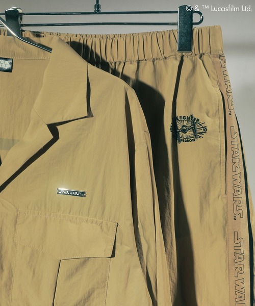 STAR WARS（スターウォーズ）の「STAR WARS/バックプリントシャツ（シャツ/ブラウス・レディース・ブラック/ベージュ・FREE）」の13枚目の写真