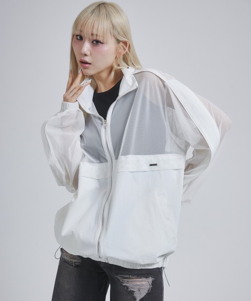 ENVYM（アンビー）の「メッシュドッキングブルゾン（ブルゾン・レディース・ホワイト/ブラック・FREE）」の4枚目の写真